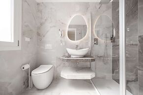 Avenue Suites