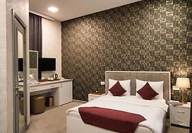 Sunday Hotel