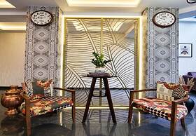 Sunday Hotel