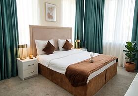 Sunday Hotel