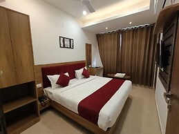 Hotel Raas Inn