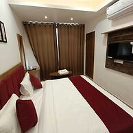 Hotel Raas Inn