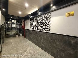 Hotel Raas Inn
