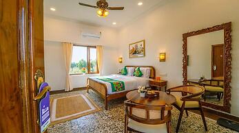 Hotel Hinduja Luxury Camp & Resort