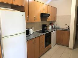 Andros Apt 2 Bed Free Wi-fi Safe Complex Pool