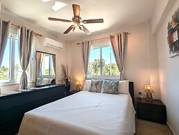 Andros Apt 2 Bed Free Wi-fi Safe Complex Pool