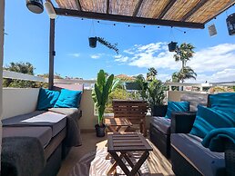 Andros Apt 2 Bed Free Wi-fi Safe Complex Pool