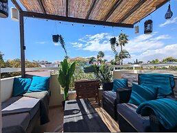 Andros Apt 2 Bed Free Wi-fi Safe Complex Pool