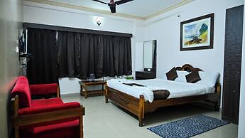 Shree Ganesh Resort -near Temple & Beach