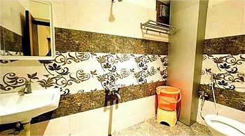 Shree Ganesh Resort -near Temple & Beach