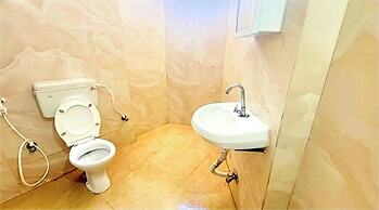 Shree Ganesh Resort -near Temple & Beach