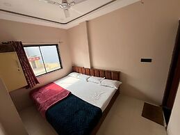 Hotel Ujjain Dwarka Palace