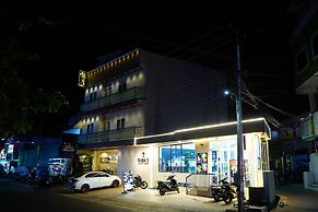 Saba's Courtyard