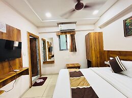 STAR HOTEL