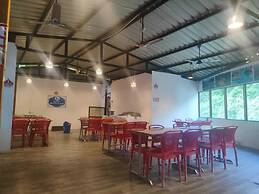 New Mandakini River Resort