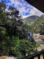 New Mandakini River Resort