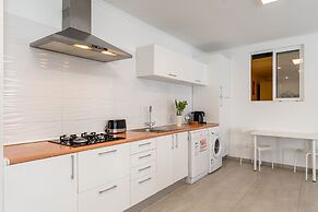 Caparica Poshtel