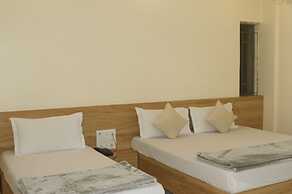 Hotel Radhika