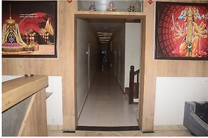 Hotel Radhika