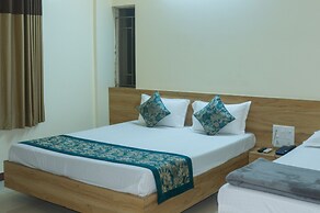 Hotel Radhika