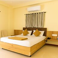 Hotel Radhika