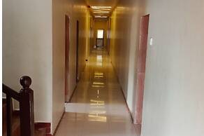 Hotel Radhika