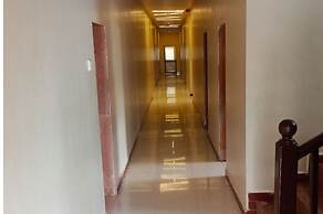 Hotel Radhika