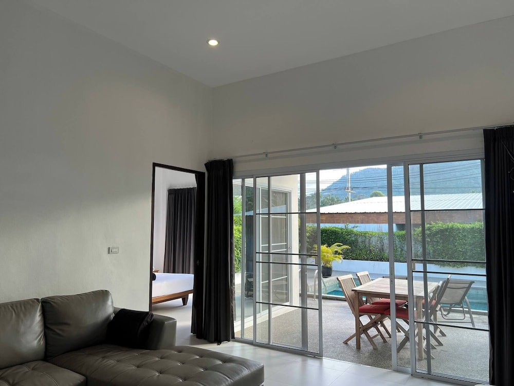 Tranquil Oasis in Taling Ngam 2-bedroom Pool Villa