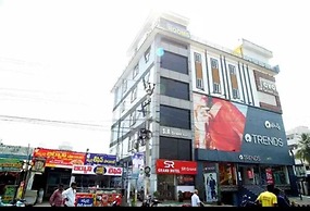 SR GRAND HOTEL