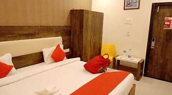 SR GRAND HOTEL