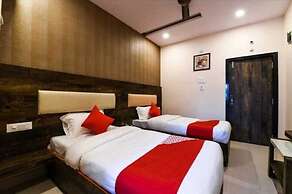SR GRAND HOTEL