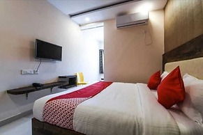SR GRAND HOTEL