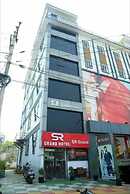 SR GRAND HOTEL
