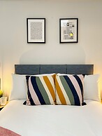 Ocho Homes Lux By Eight Continents, Belfast