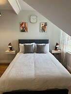 Ocho Homes Lux By Eight Continents, Belfast