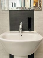 Ocho Homes Lux By Eight Continents, Belfast