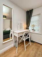Ocho Homes Lux By Eight Continents, Belfast