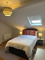 Ocho Homes Lux By Eight Continents, Belfast
