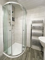 Ocho Homes Lux By Eight Continents, Belfast