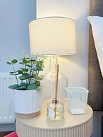 Ocho Homes Lux By Eight Continents, Belfast