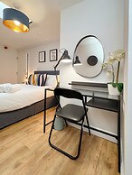 Ocho Homes Lux By Eight Continents, Belfast
