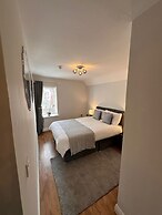Ocho Homes Lux By Eight Continents, Belfast