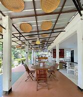 PAVO RESORT