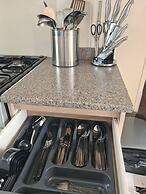3 Bed Lodge - Sleeps 6 - Parking - Pets - Wifi