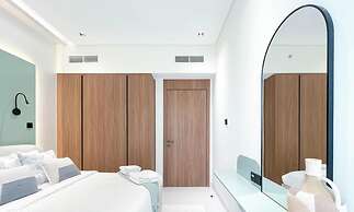 Exclusive 1BR Modern Comfort & Prime Location