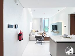 Exclusive 1BR Modern Comfort & Prime Location