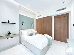 Exclusive 1BR Modern Comfort & Prime Location