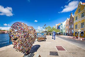 Willemstad Historic City Suites