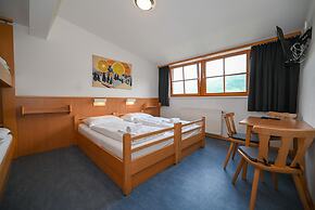 Schmitten 27 - Room 4 200m From ski Lift