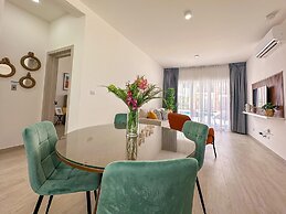 Beautiful 1 Bedroom in Great Location